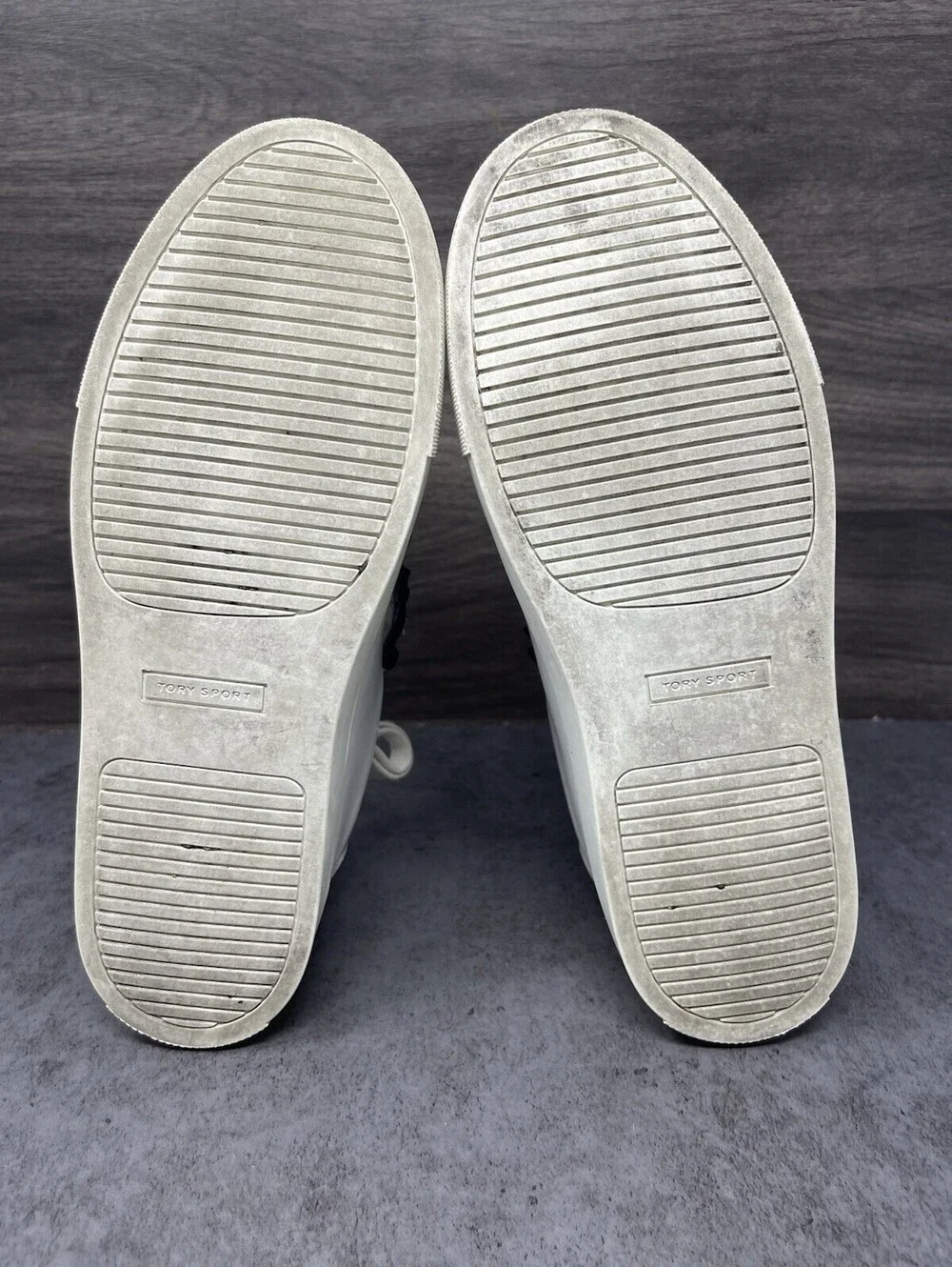 Tory Burch Ruffle Sneakers Womens Size 9.5 White Leather Sport